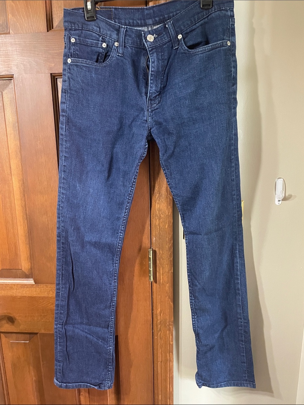 Levi's Slim Straight Jeans in Indigo Blue women 32x32